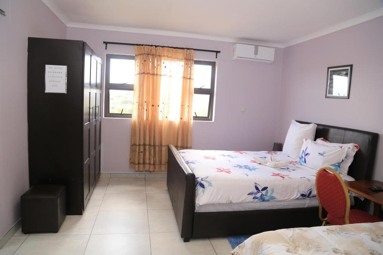 Coco Palm Bed & Breakfast วินด์ฮุก ภายนอก รูปภาพ